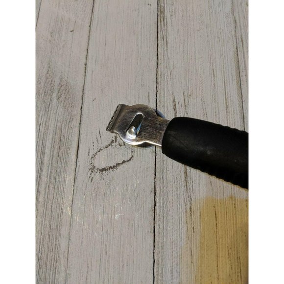 Chefmate Citrus Zester Grater black handle 6 3/4" - Picture 2 of 7